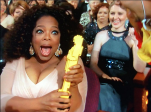 Oprah-and-LEGO-Statue
